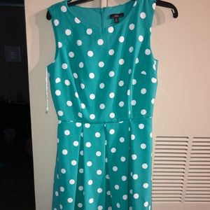 Teal & White Polka Dot Size 6.